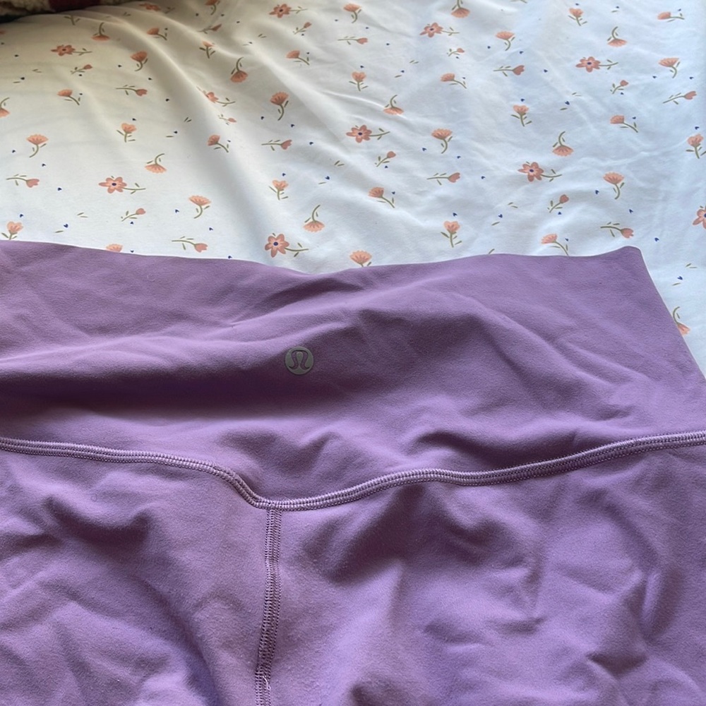 Lululemon size 10 Worcestershire purple leggings